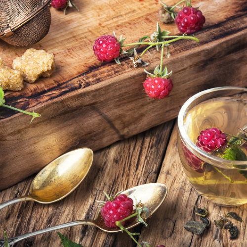 Les Bienfaits de la Tisane de Feuilles de Framboisier pour la grossesse et l'accouchement
